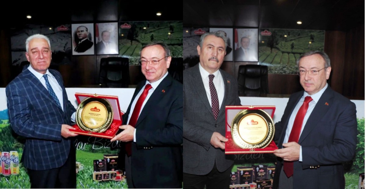 Çaykur’ da Performans Gösteren Fabrika Müdürlerine Plaket